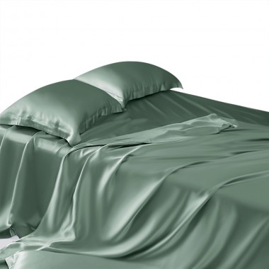Celadon Green 22 Momme Mulberry Silk Sheet Set for Sale