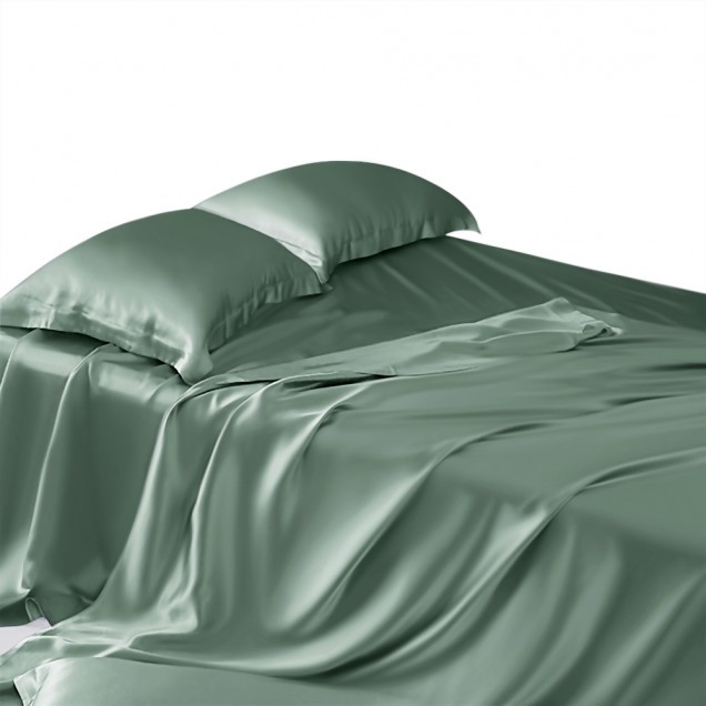 Celadon Green 22 Momme Mulberry Silk Sheet Set for Sale Celadon Green 22 Momme Mulberry Silk Sheet Set for Sale