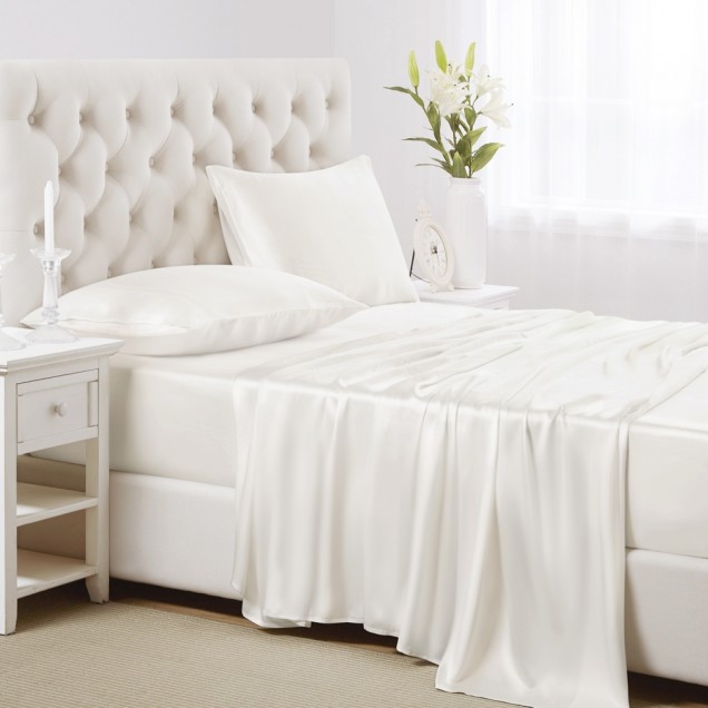 Ivory 22 Momme Mulberry Silk Sheet Set for Sale Ivory 22 Momme Mulberry Silk Sheet Set for Sale