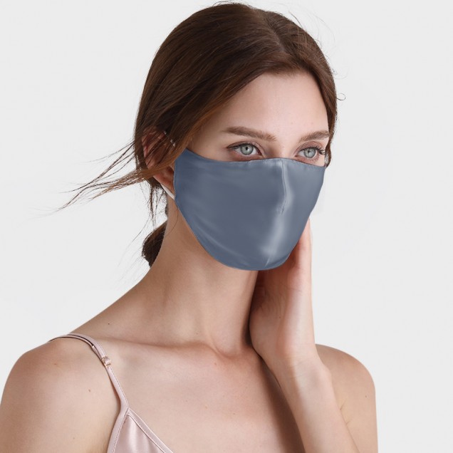 Misty Blue & White Double-Sided 22 Momme Silk Face Mask for Sale Misty Blue & White Double-Sided 22 Momme Silk Face Mask for Sale