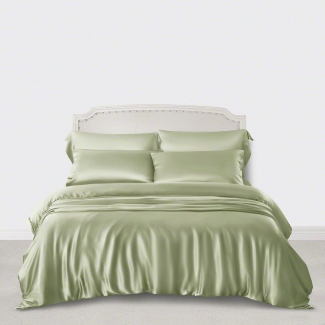 Sage Green 3 PCS 22 Momme Mulberry Silk Duvet Cover Set for Sale Sage Green 3 PCS 22 Momme Mulberry Silk Duvet Cover Set for Sale