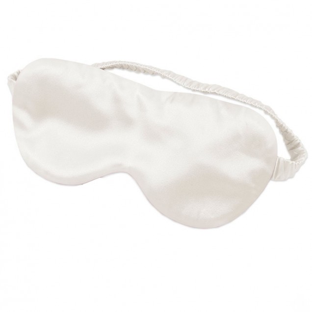Two Piece Silk Gift Set Ivory Pillowcase & Eye Mask for Sale Two Piece Silk Gift Set Ivory Pillowcase & Eye Mask for Sale